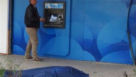 G­ö­z­l­ü­k­ ­i­l­e­ ­A­T­M­’­d­e­n­ ­p­a­r­a­ ­ç­e­k­t­i­l­e­r­!­